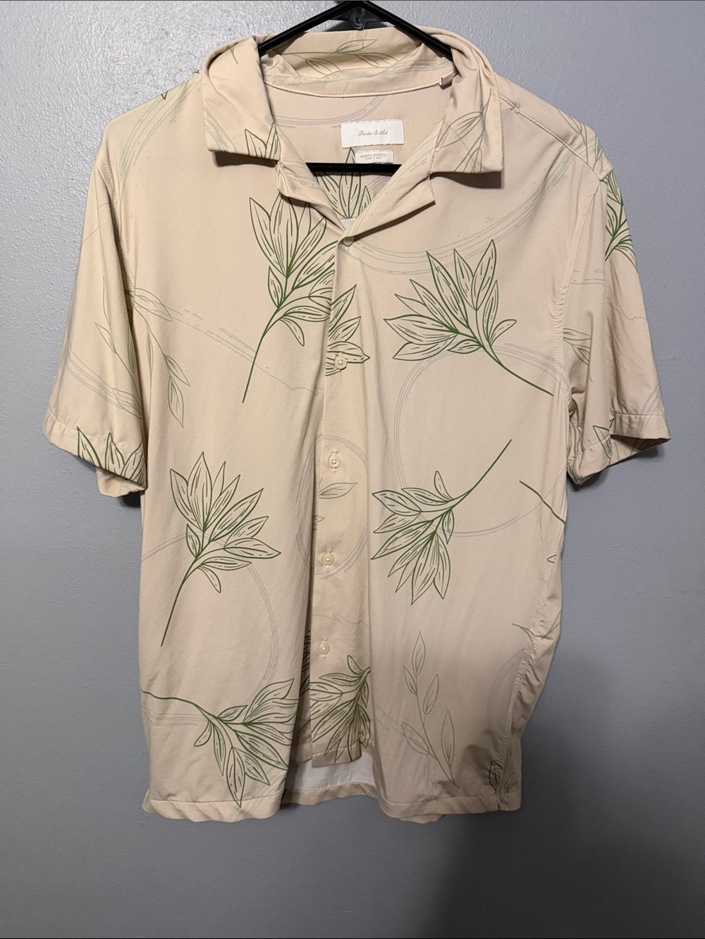 Men's Cream Short-Sleeve Button-Down Shirt with Green Leaf Print